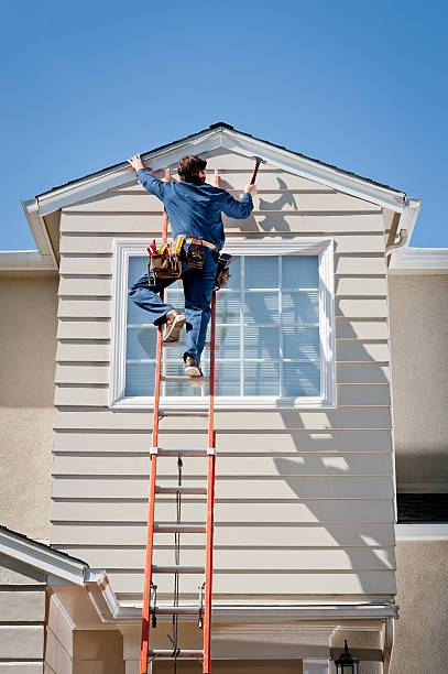 Siding Removal and Disposal in Milwaukie, OR